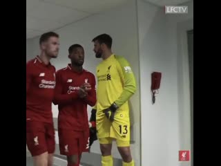 alisson bulge grab n